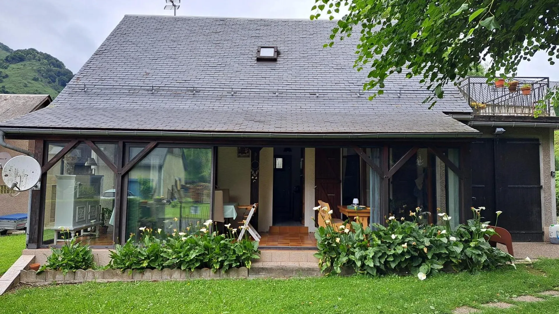 Maison De Montagne Avec Jardin Privatif Sarrancolin 0*,  France